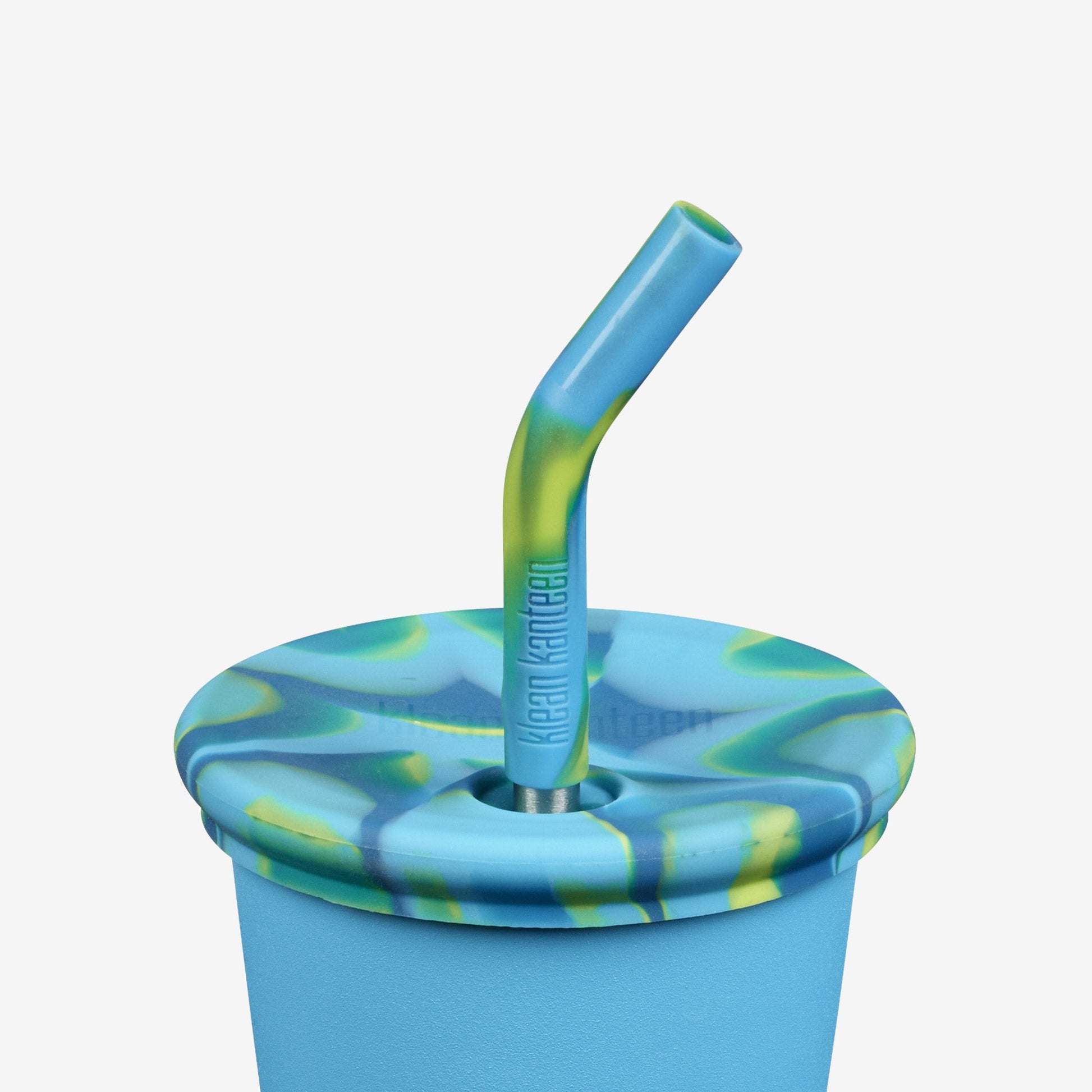 kid-s-cup-straw-lid-2-pack-o5 10oz_Kid_Cup_HawaiianOcean_CloseUp_17af87f2-930a-4334-802c-8f29518f291a.jpg