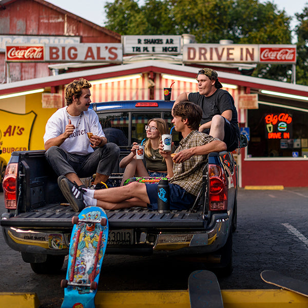 16oz-pint-cup-santa-cruz-d9 16oz_pints_santa_cruz_2_vacationdot_wavedot_skaters_truckbed_square.jpg