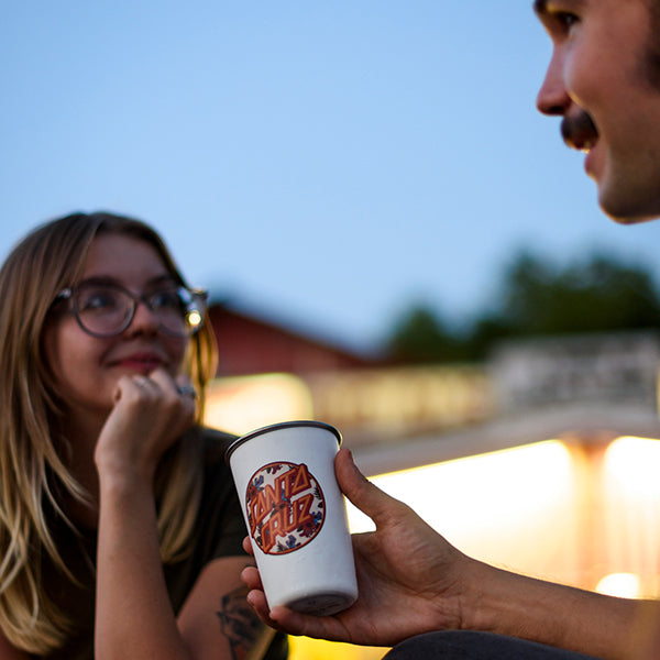16oz-pint-cup-santa-cruz-d9 16oz_pints_santa_cruz_vacationdot_couple_square.jpg