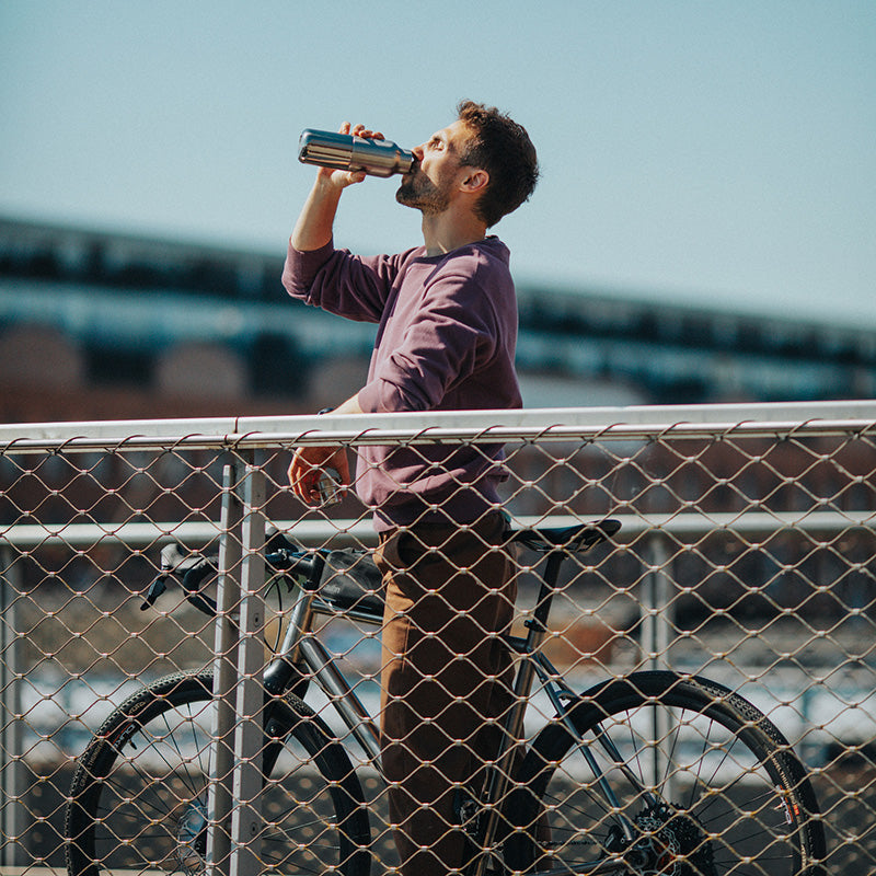 16oz-rise-reflect-with-bamboo-cap-n8 16oz_rise_reflect_man_bike_square.jpg