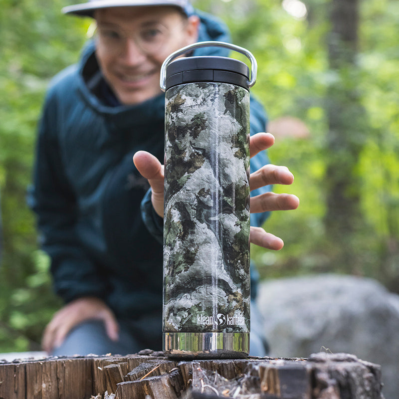 20oz-tkwide-with-twist-cap-mossy-oak-w5 20oz_bottle_twist_mossyoak_terragila_closeup_square.jpg