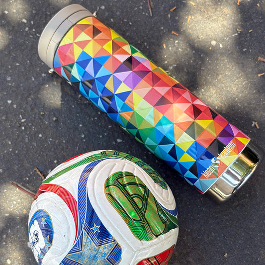 20oz-tkwide-with-twist-cap-mosaic-e6 20oz_tkwide_bottle_seasonal_mosaic_soccerball_square.jpg