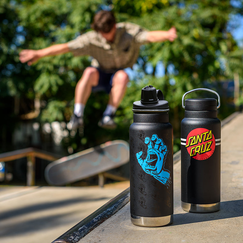 32oz-tkwide-with-twist-cap-santa-cruz-d7 32oz_20oz_water_bottles_santacruz_skater_ramp_square.jpg