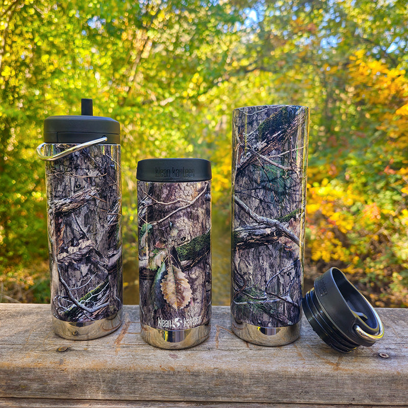 20oz-tkwide-with-cafe-cap-mossy-oak-y4 MossyOak_CountryDNA_collection_lineup_tkwide_railing_square.jpg