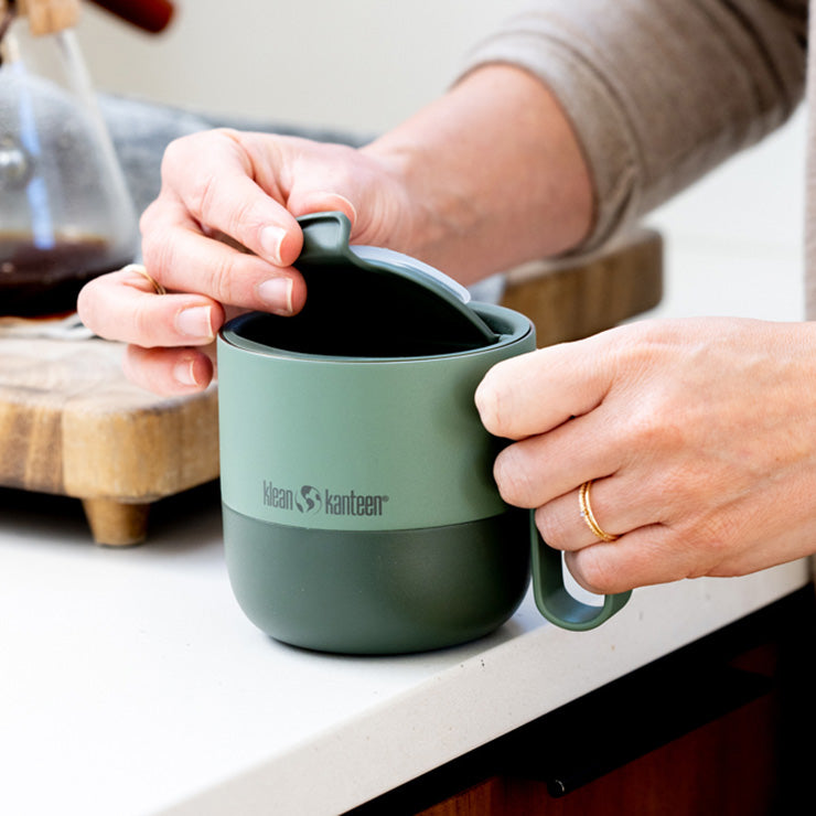 flip-lid-v4 rise_flip_lid_large_coffee_mug.jpg