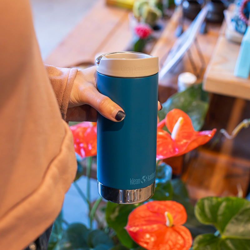 12oz-tkwide-with-cafe-cap-d0 tkwide_12oz_cafe_corsair_closeup_flowers_square.jpg